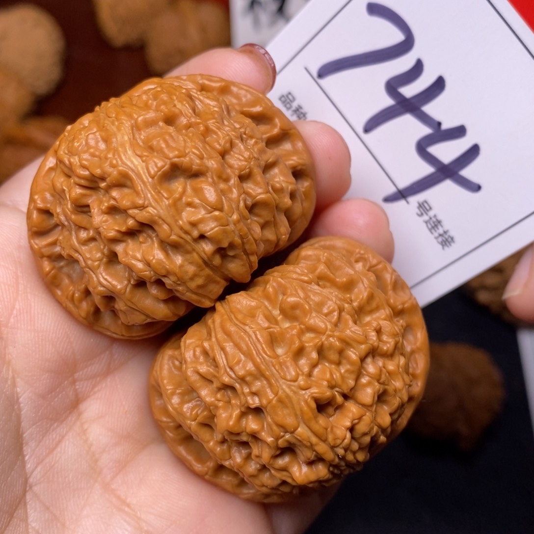 文玩核桃把件744闷尖4.4