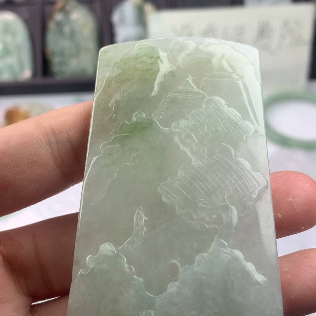 翡翠颈饰未镶嵌一