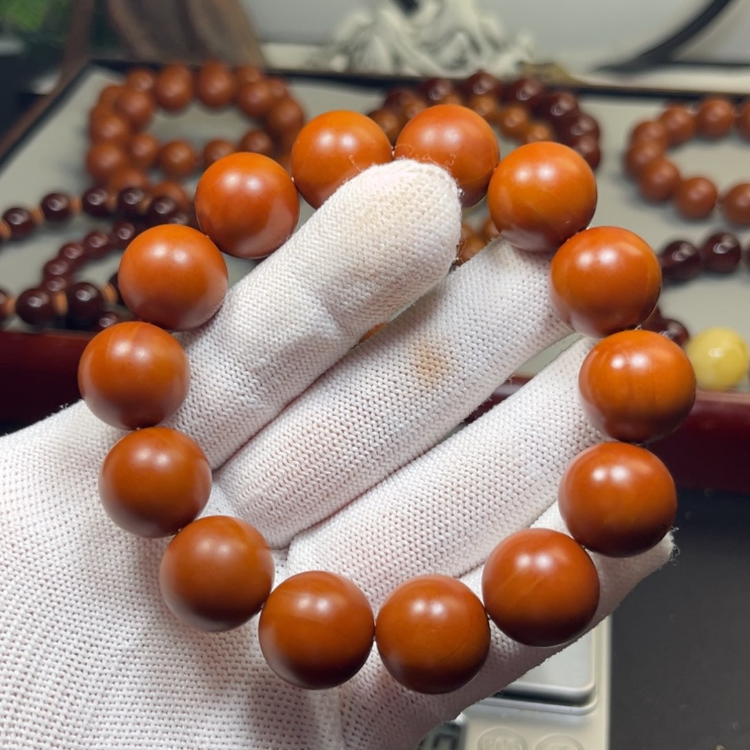 哐***啷吊坠橄榄核1.62+树王全品铁核 小孔 微瑕