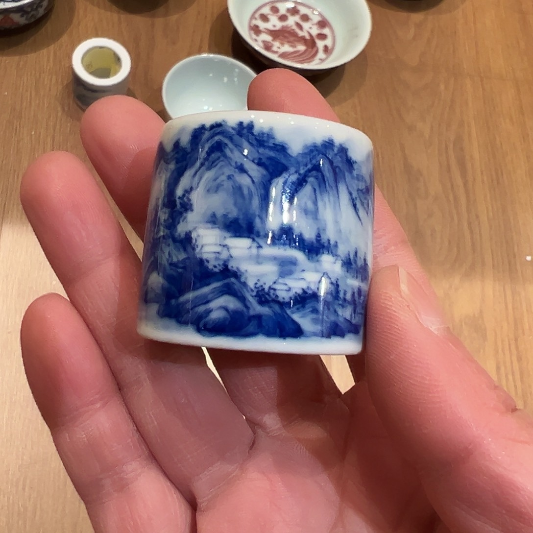 怡琅柴窑山水盖置