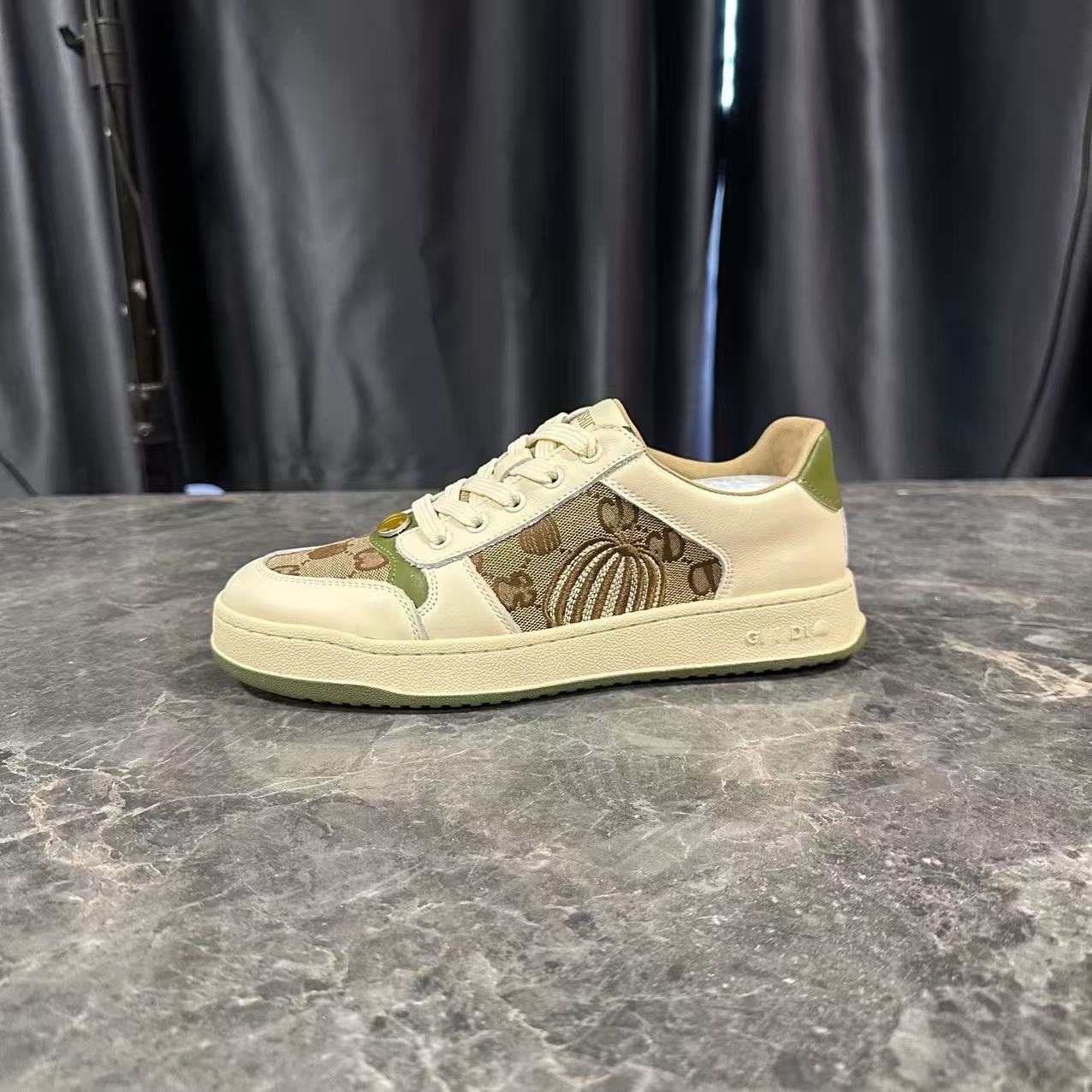 9016男士休闲时尚百搭男鞋