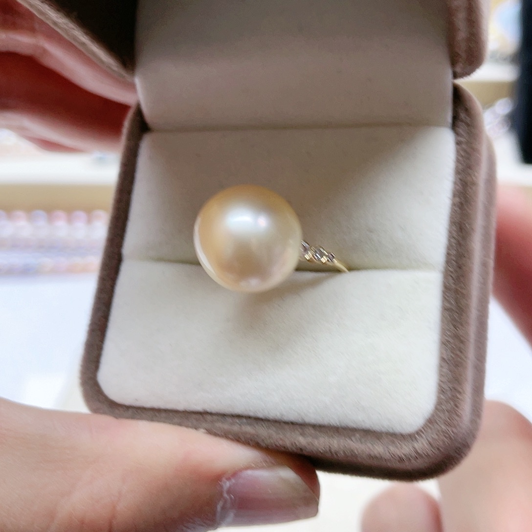 海水珍珠戒指18K金镶嵌