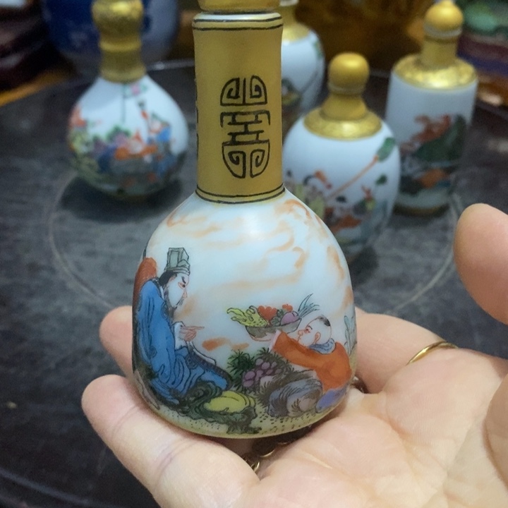 瓷身**行陶瓷艺术设计是摆件艺术