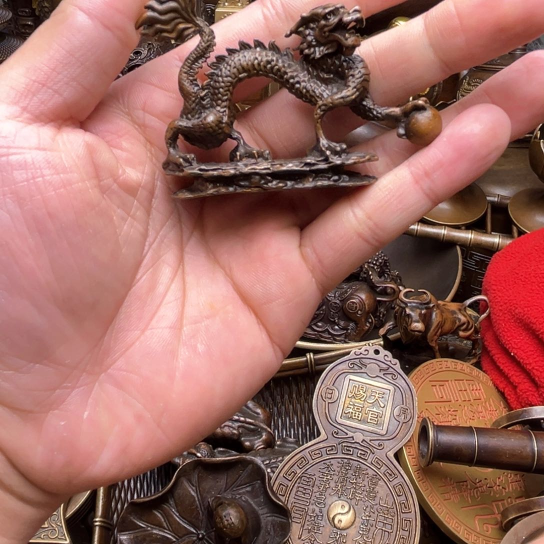 精美铜器点击下单