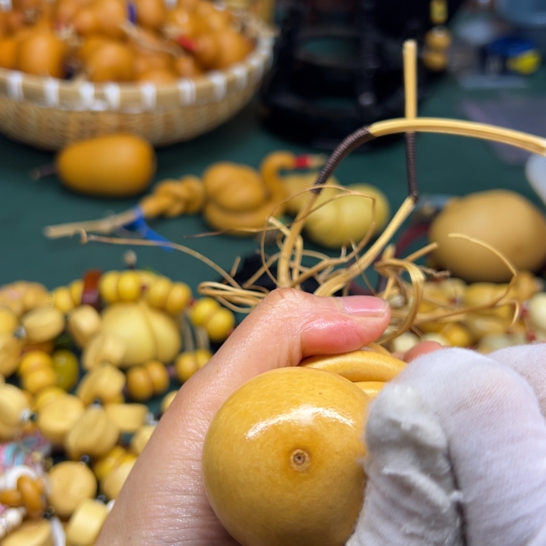 度***大叶紫檀（黑酸枝木类）