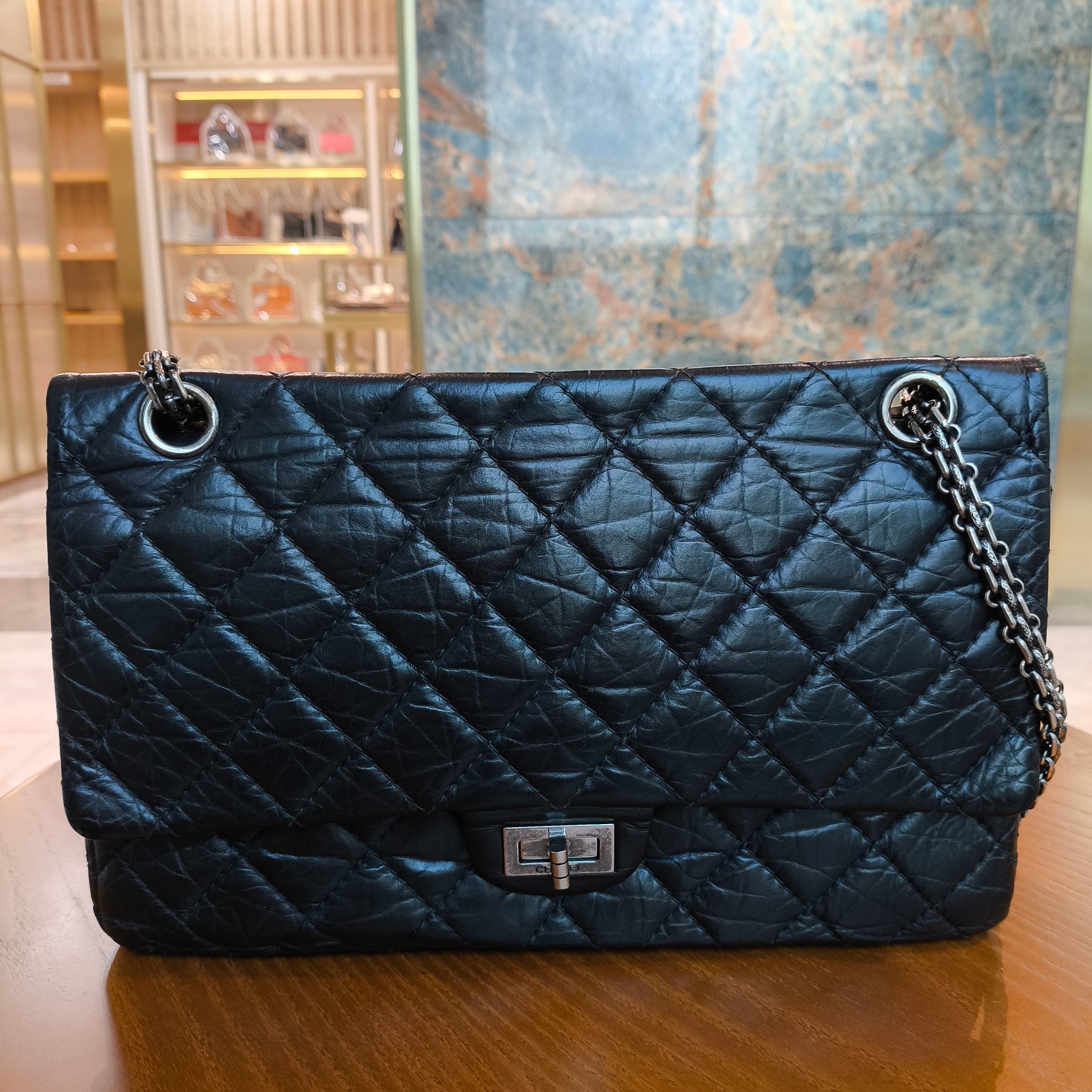 95新 Chanel/香奈儿 黑银2.55中号褶皱单肩斜挎链条包 18760