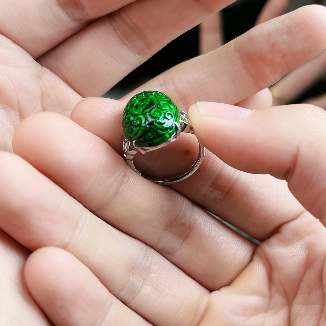 翡翠戒指银S925镶嵌戒指