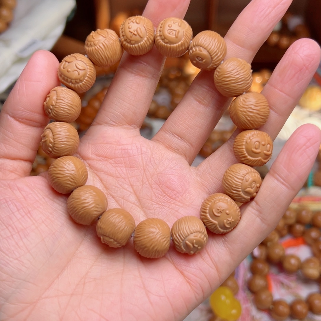 吊坠猴头核桃拉布布手串