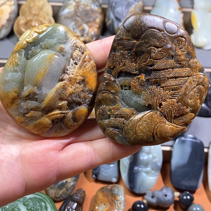 和田玉把件未镶嵌K****?