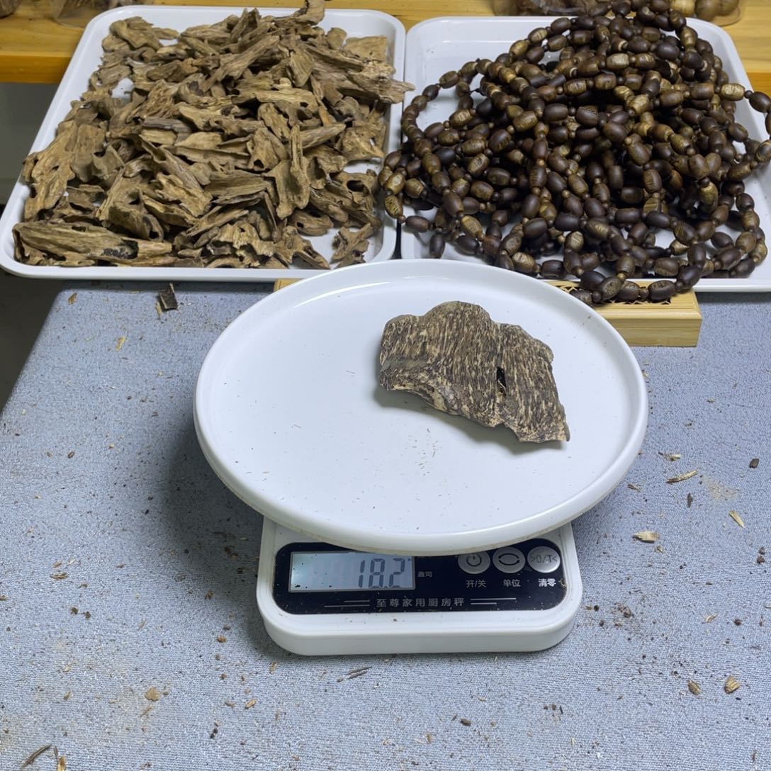 沉香沉香碎屑壳子18克