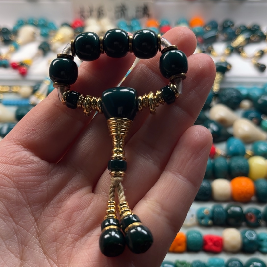 琉璃颈饰琉璃配饰