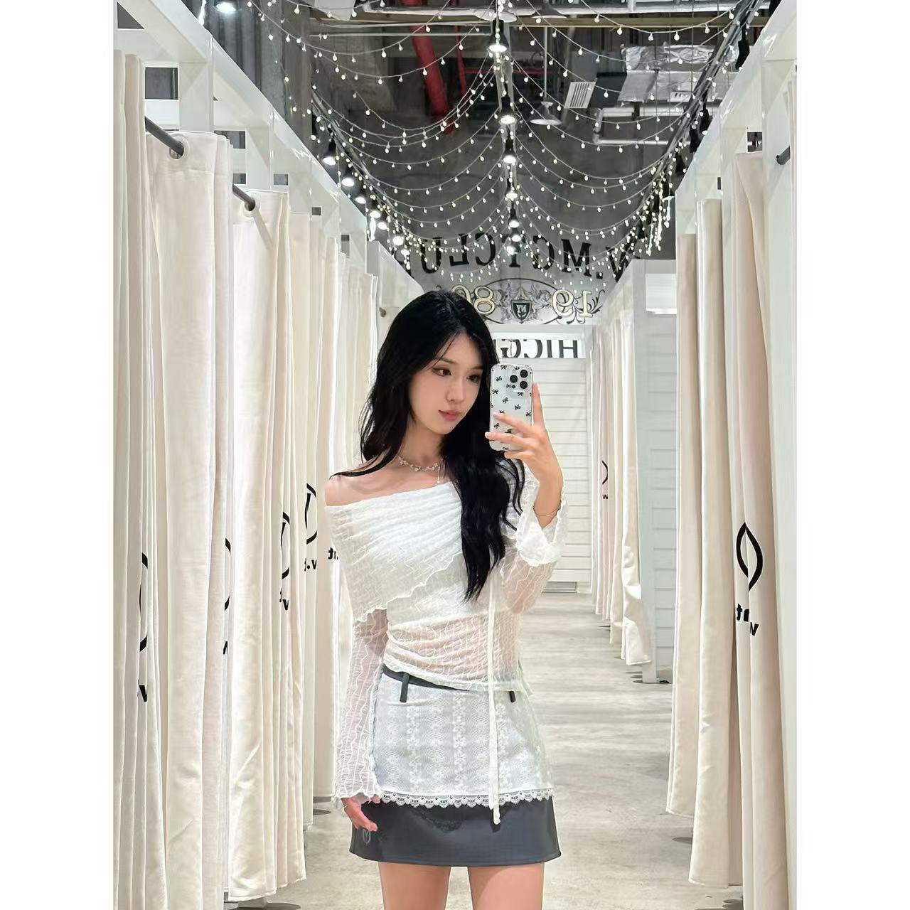 孟婆家【月下白茶】w.man*蕾丝一字肩褶皱长袖上衣～173