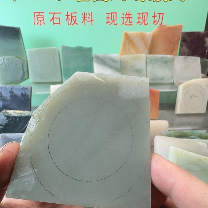 赟***赟定制和田玉手镯定制