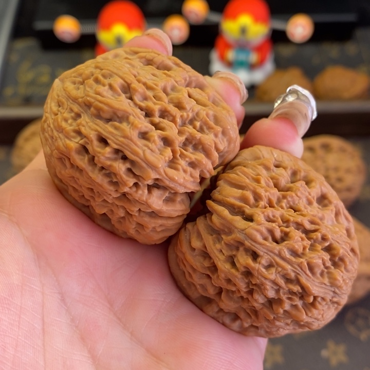 桃核把件南疆石文玩核桃