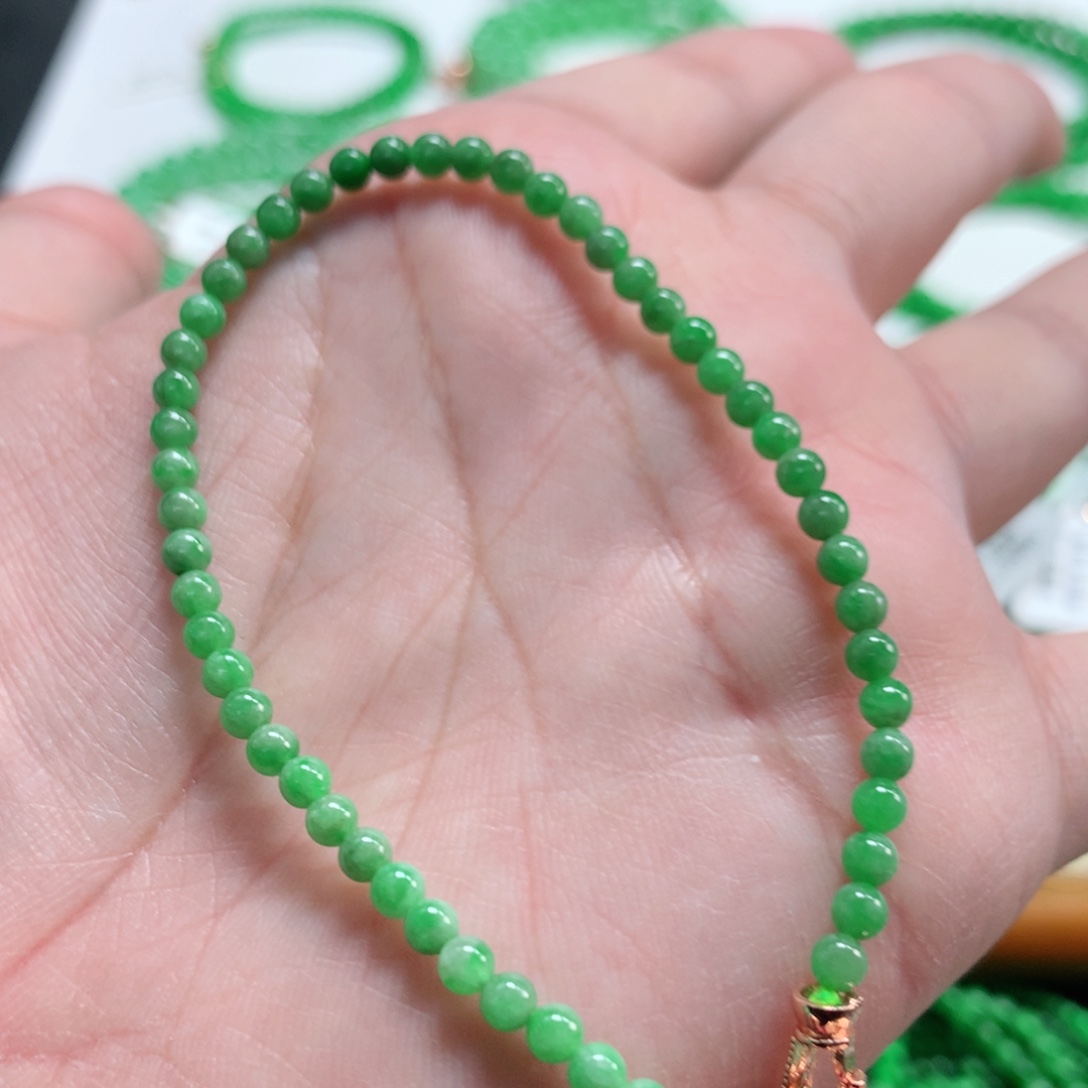 翡翠未镶嵌手链翡翠