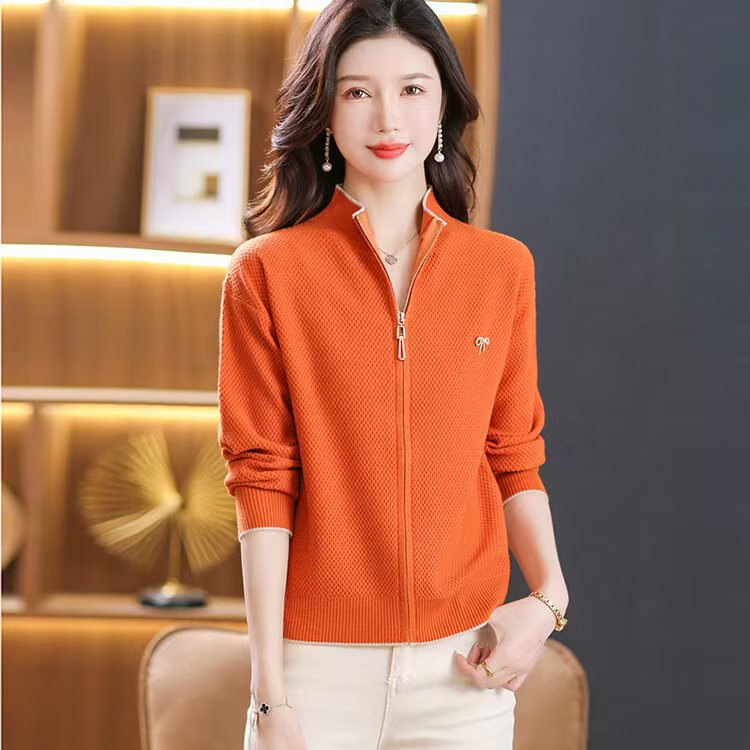 春秋新款开衫女毛衣立领拉链洋气减龄上衣时尚秋冬款针织外套爆款