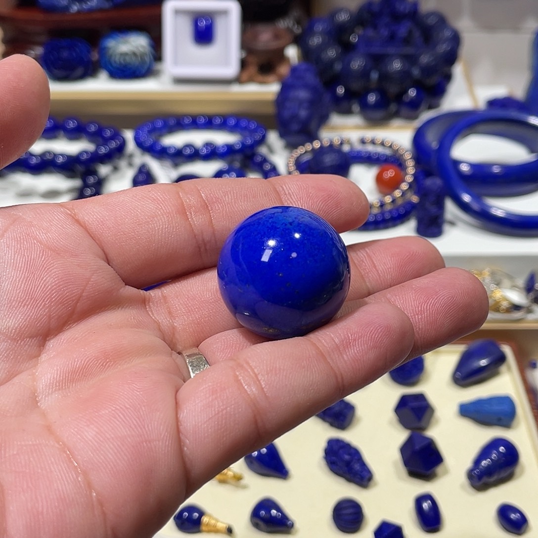 婴****青金石未镶嵌27mm单珠