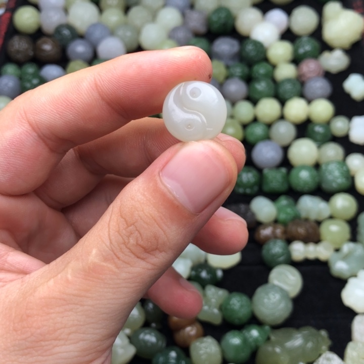 【闪购商品】和田玉未镶嵌颈饰