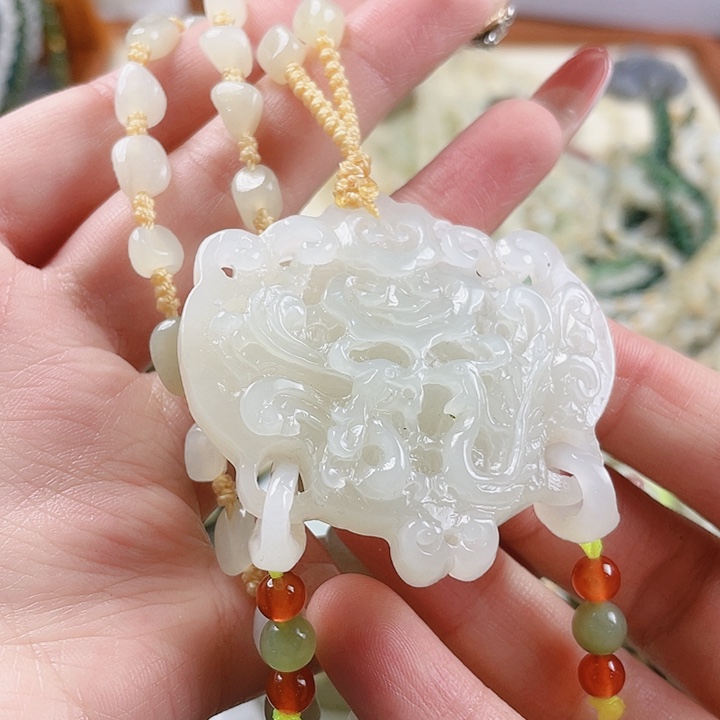 未镶嵌和田玉挂件