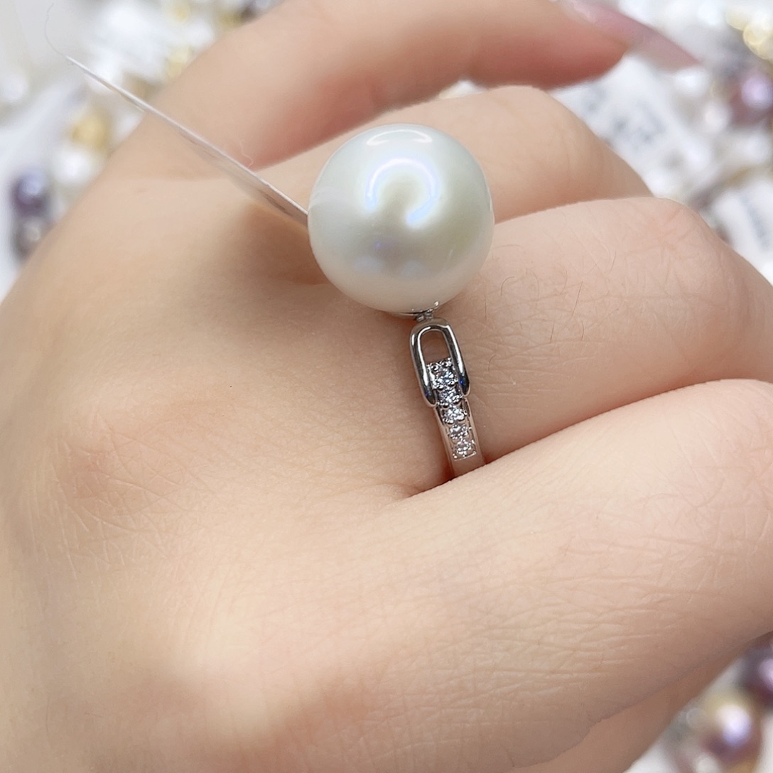 淡水珍珠颈饰未镶嵌