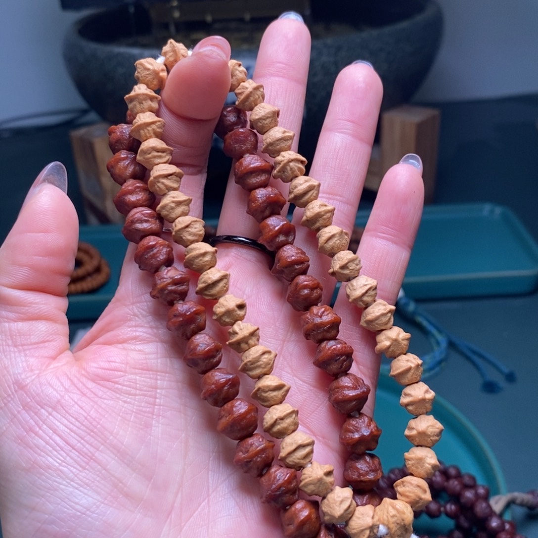 柏香籽/百香籽吊坠128.8绝世横打8➕