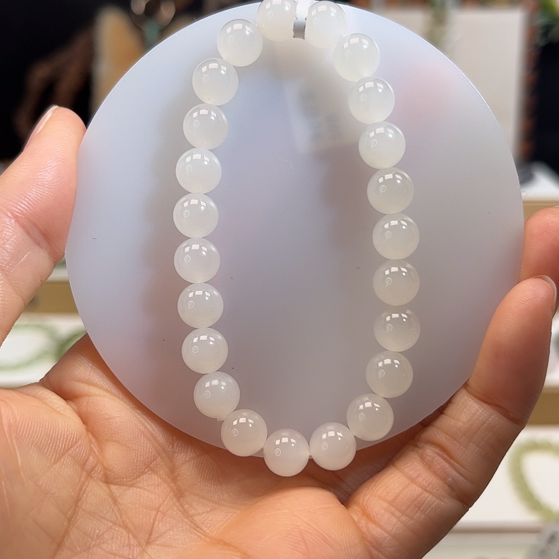 l***a和田玉未镶嵌手链