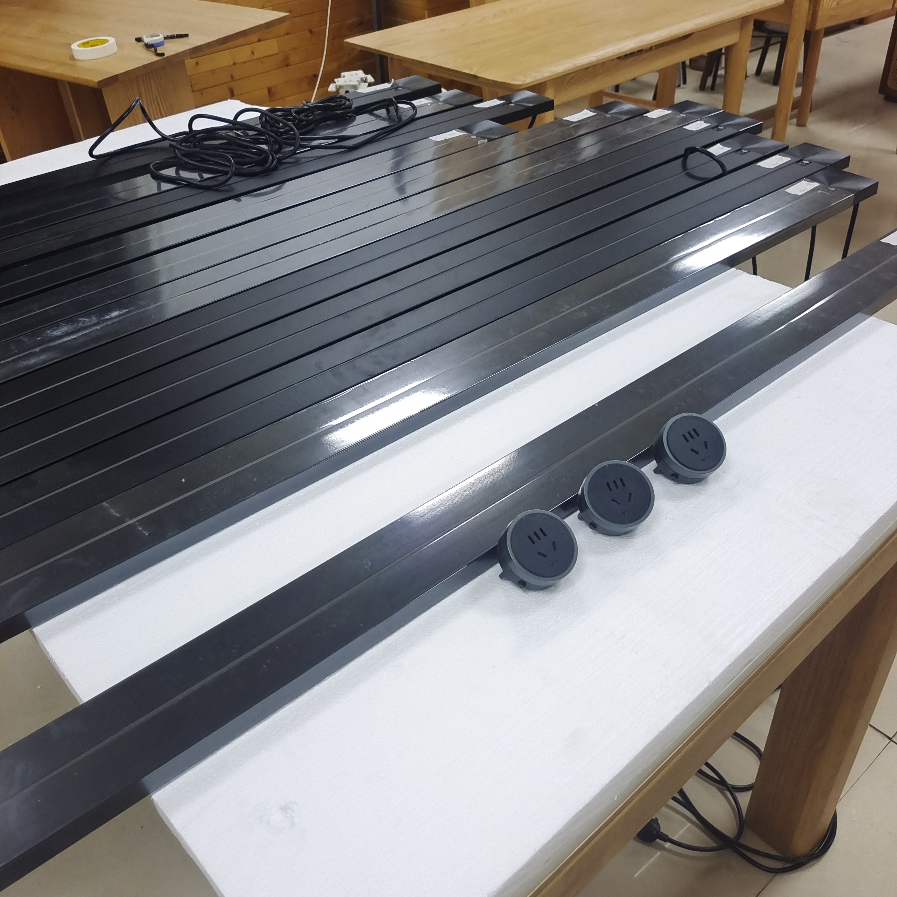 餐边柜上架书桌上架  电力导轨  瑕疵不售后