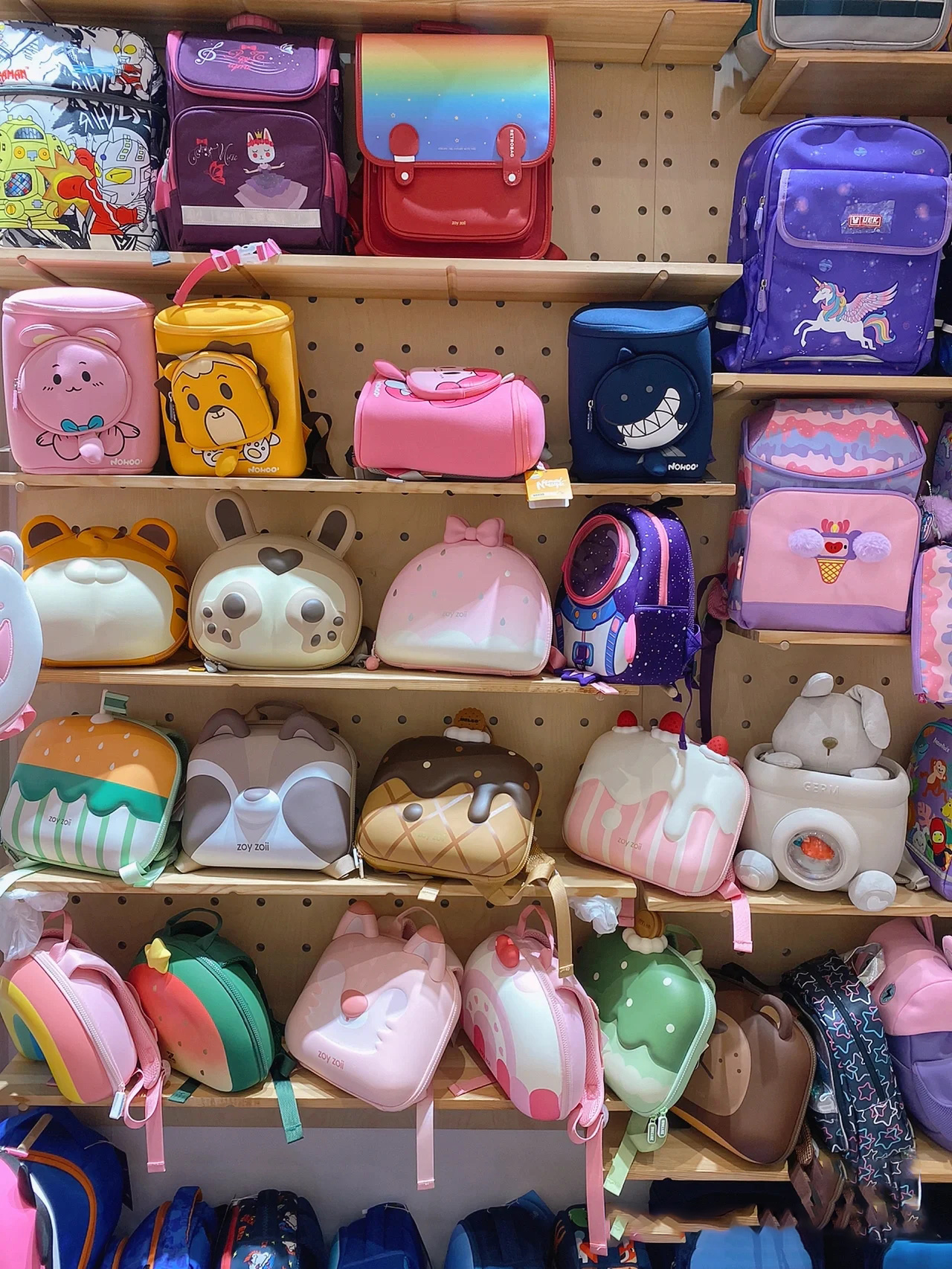 贝051-100(按产品对应编码去拍)儿童包双肩背宝宝潮流卡通斜挎包