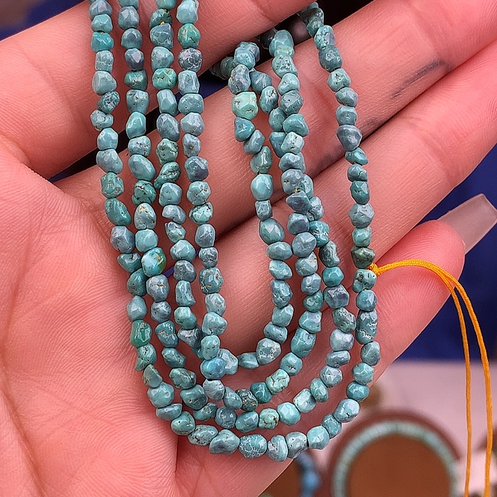 绿松石未镶嵌原矿