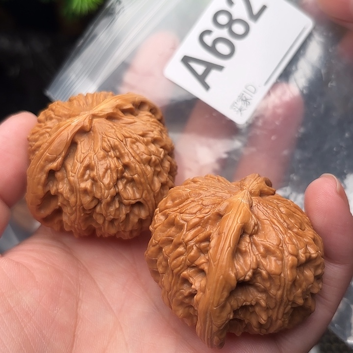 把件桃核核桃白狮子46