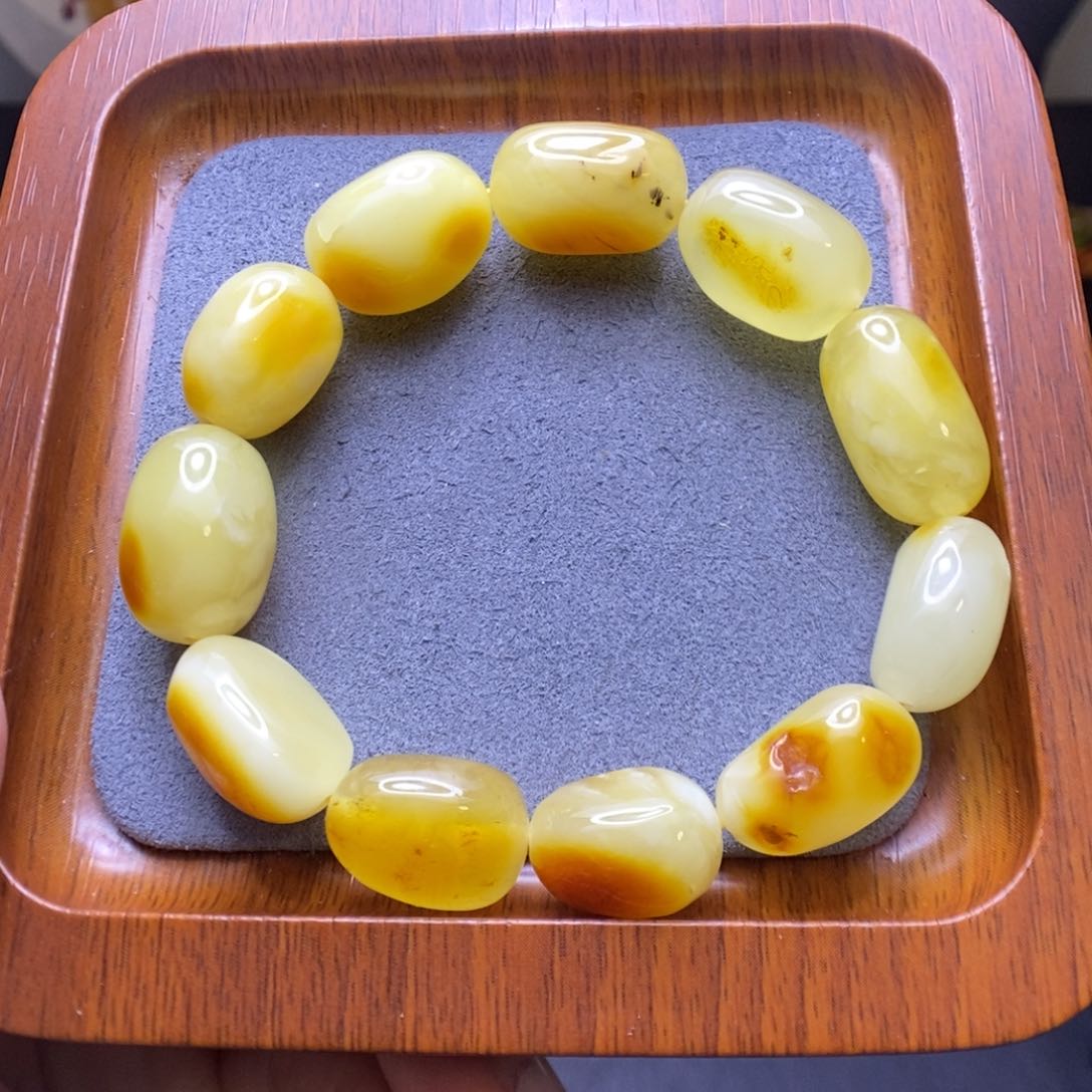 蜜蜡颈饰未镶嵌花*乐郎