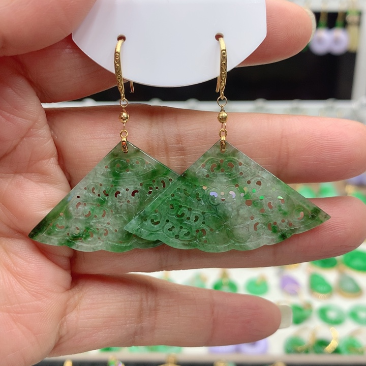 翡翠18K金镶嵌耳饰