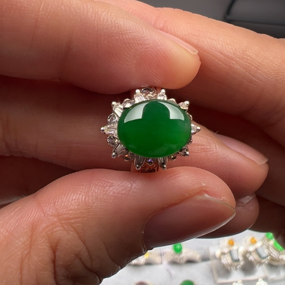 定制翡翠未镶嵌A货