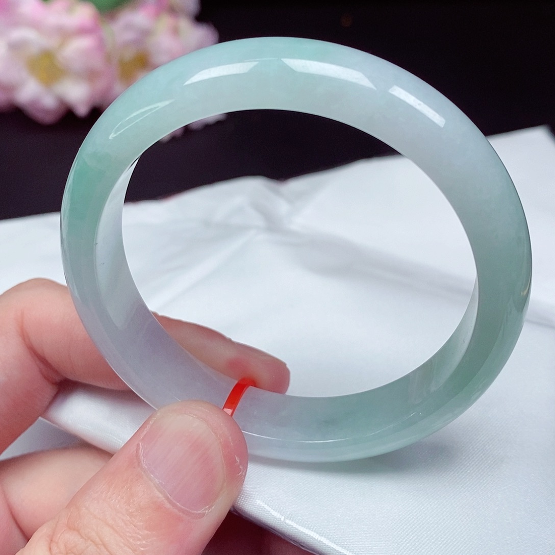 翡翠未镶嵌手镯55.8圈