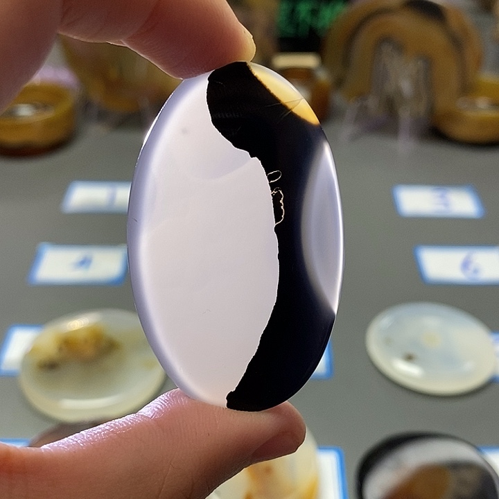 玛瑙/玉髓未镶嵌珠宝半成品184