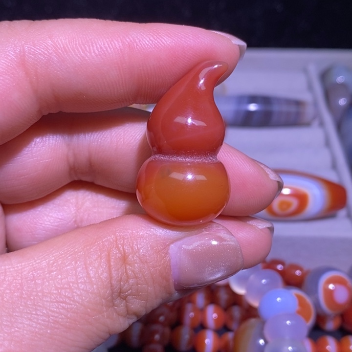 玛瑙/玉髓未镶嵌颈饰