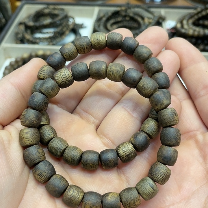 沉香手串奇楠佛珠单圈桶珠古珠9毫米多样性发一个