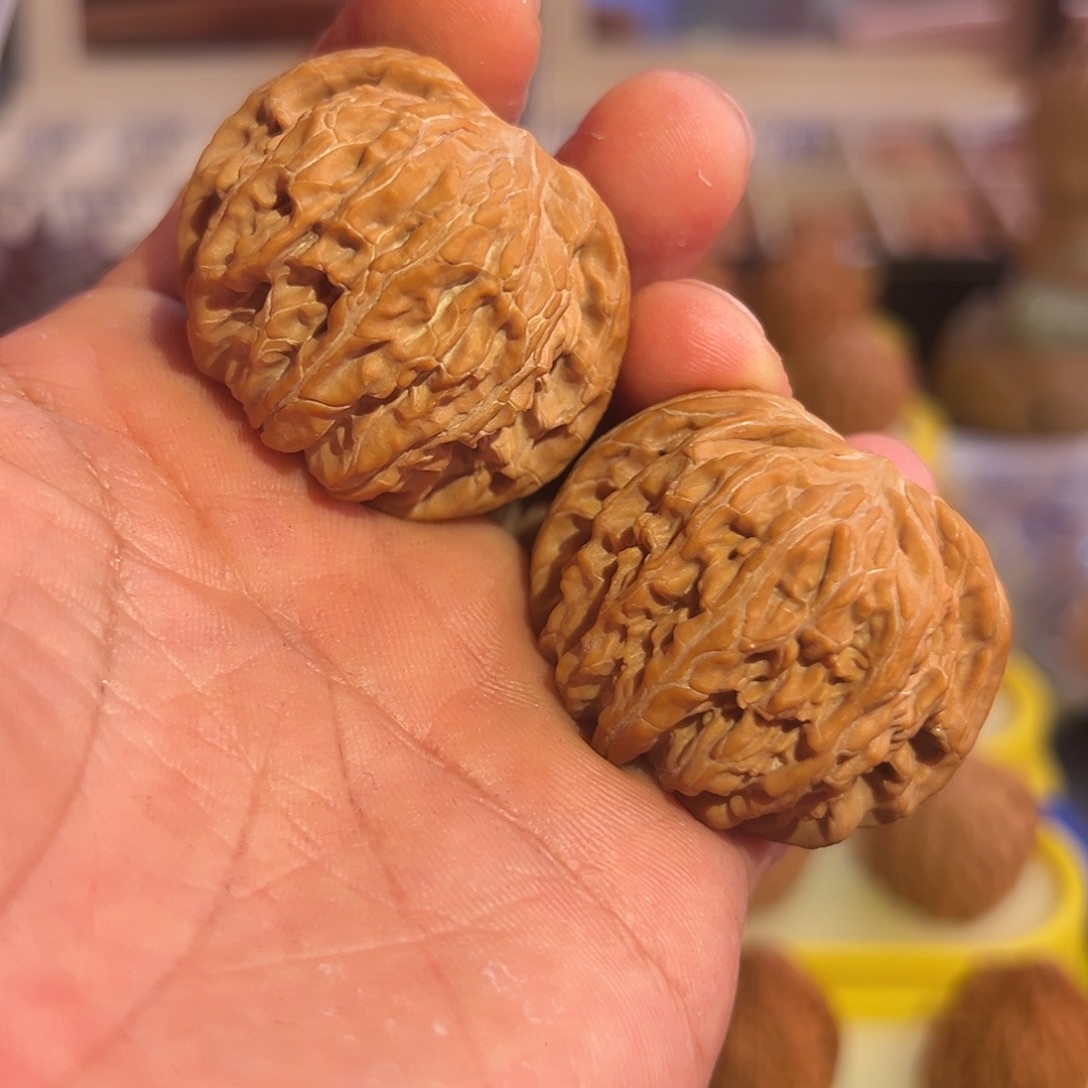 范***皮核桃全品磨盘精品对