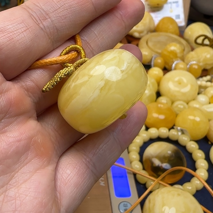 蜜蜡未镶嵌颈饰天然蜜蜡