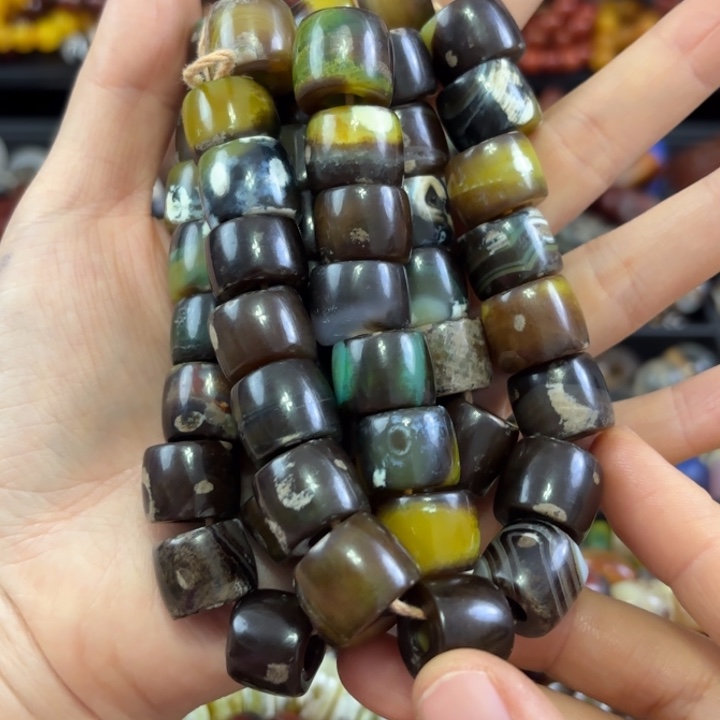 紫***颖玛瑙/玉髓未镶嵌颈饰