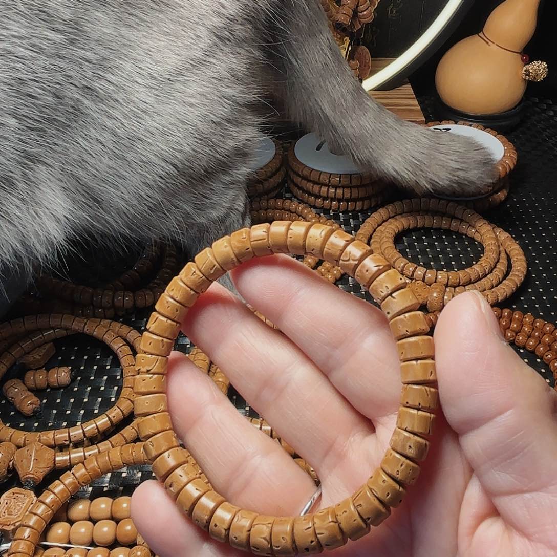 【闪购商品】桃核吊坠5/8之切手串