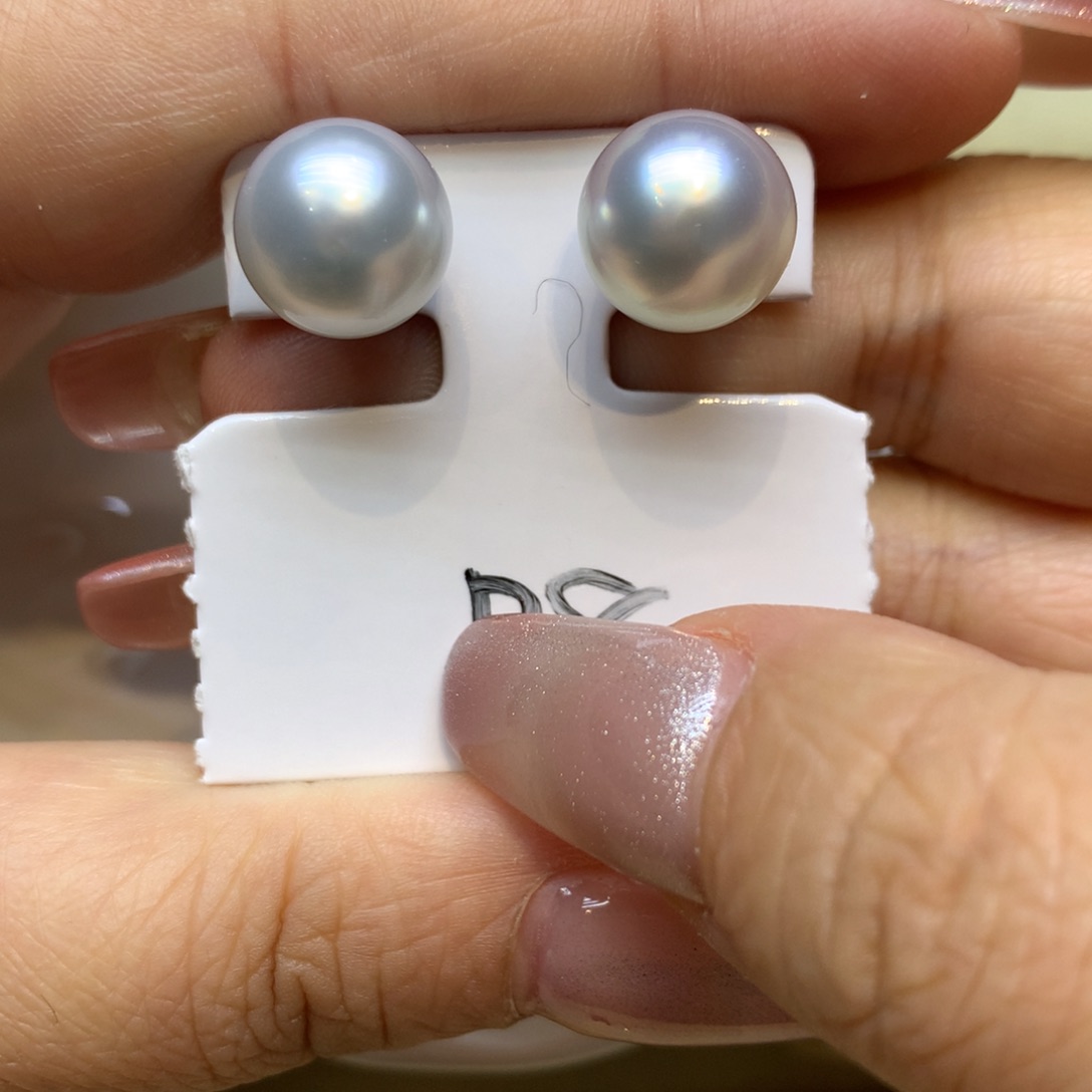 铂Pt950镶嵌耳饰海水珍珠