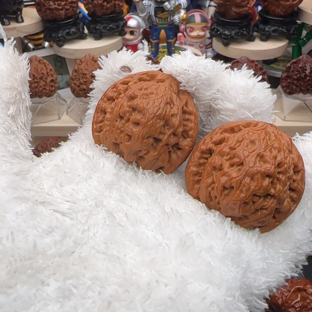 文玩核桃吊坠一*哥40全品金公子