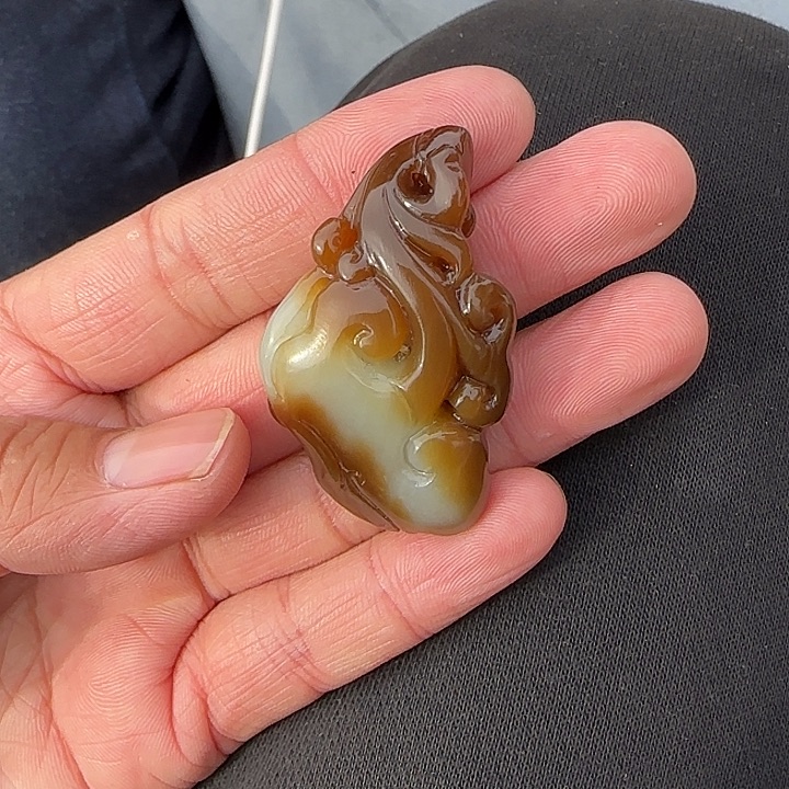 和田玉颈饰未镶嵌