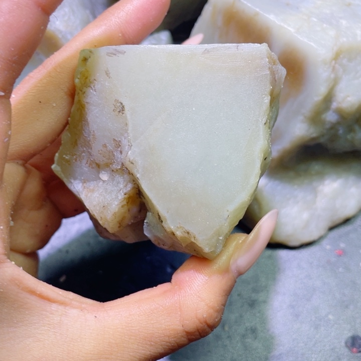 和田玉未镶嵌珠宝半成品