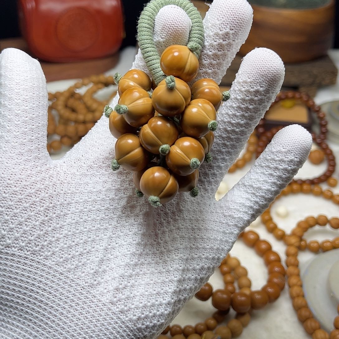 猴头核桃吊坠看空间哦开hi快叫姐姐卡卡