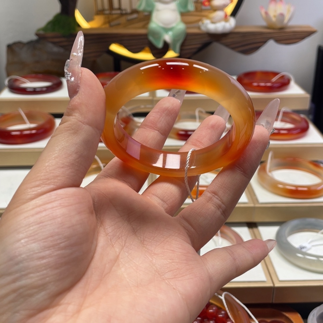 玛瑙/玉髓未镶嵌手镯