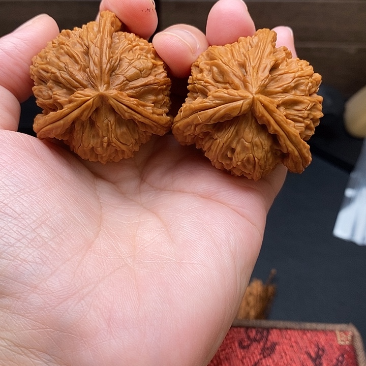 随***欲把件文玩核桃白奔