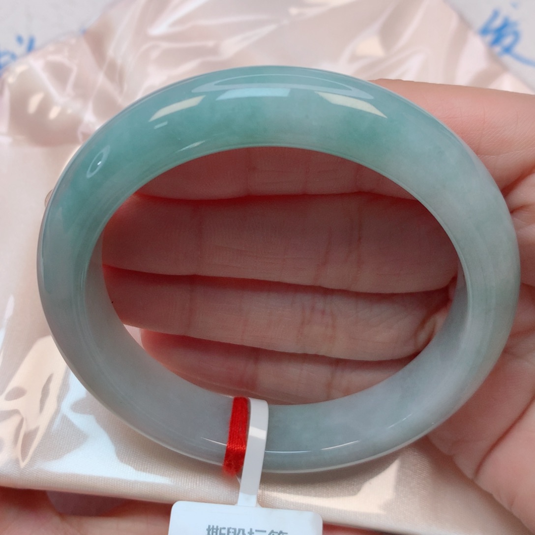 翡翠手镯未镶嵌57圈 新货上新