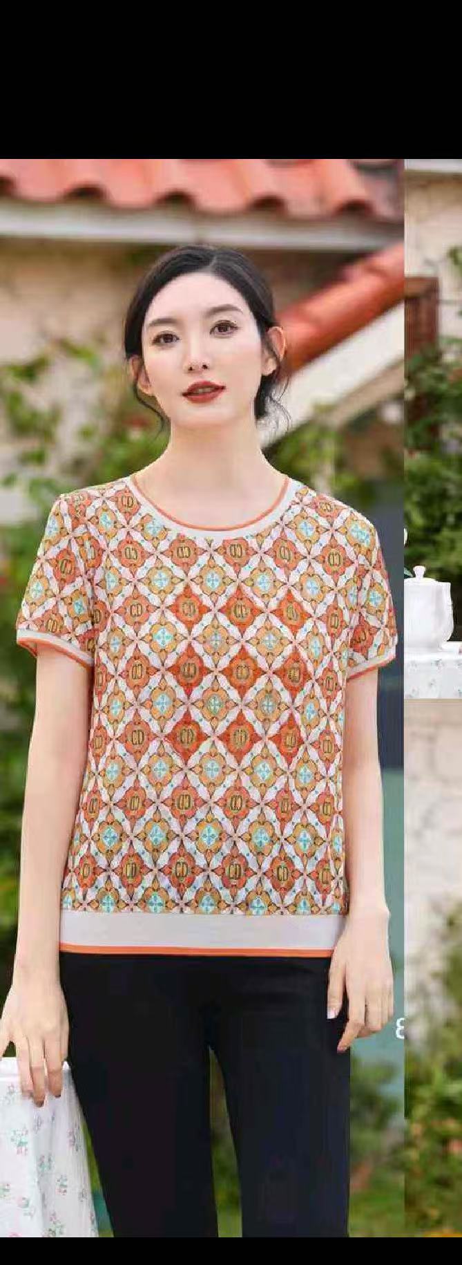 圆领上衣柔软舒适透气